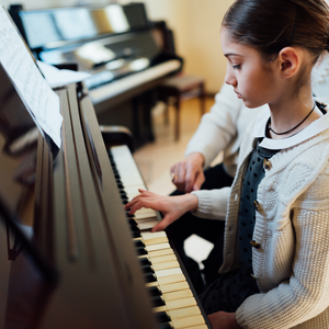 CHOOSING A PIANO FOR BEGINNERS