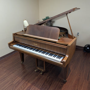 Schimmel Model 150 (4'11")