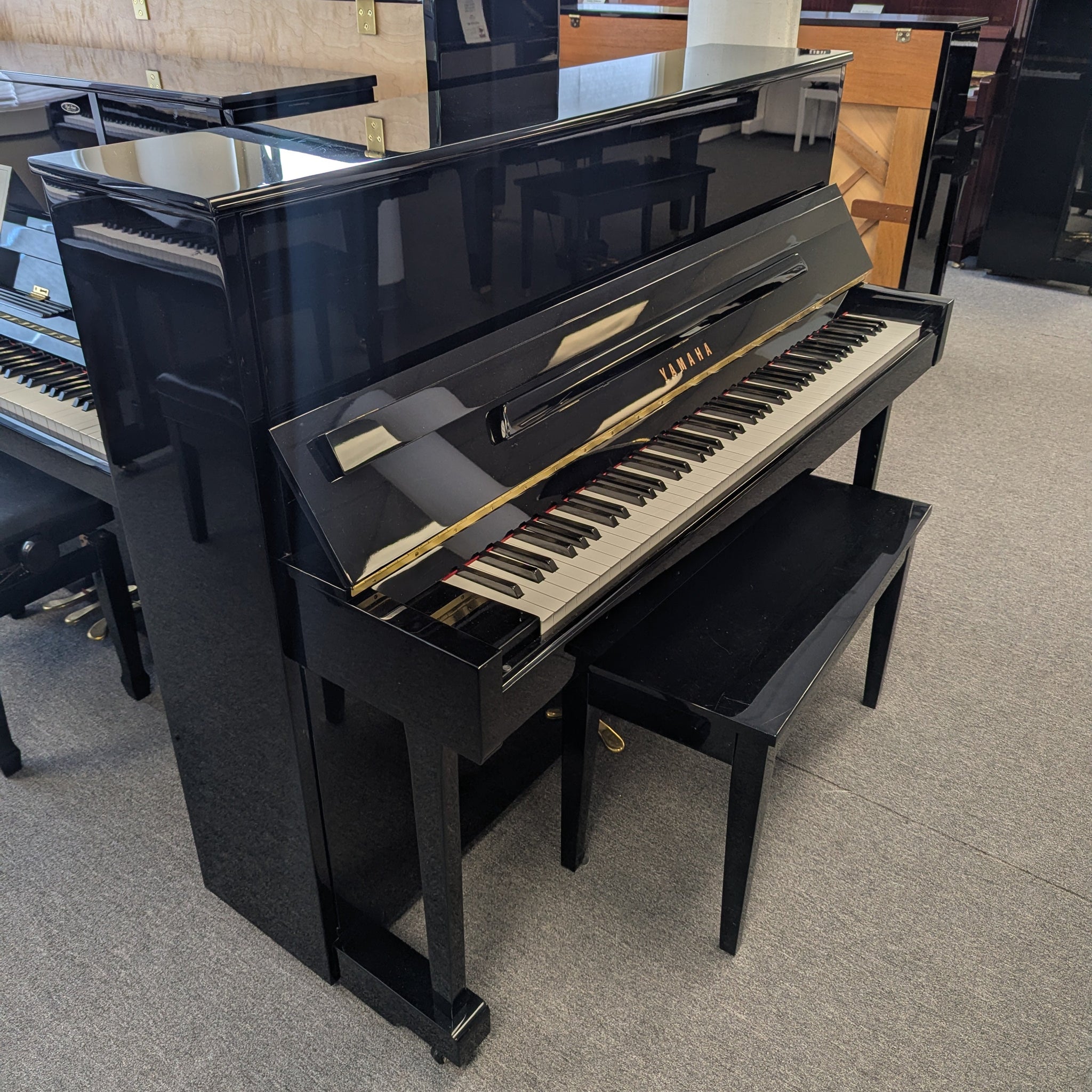 Yamaha T118 (45")