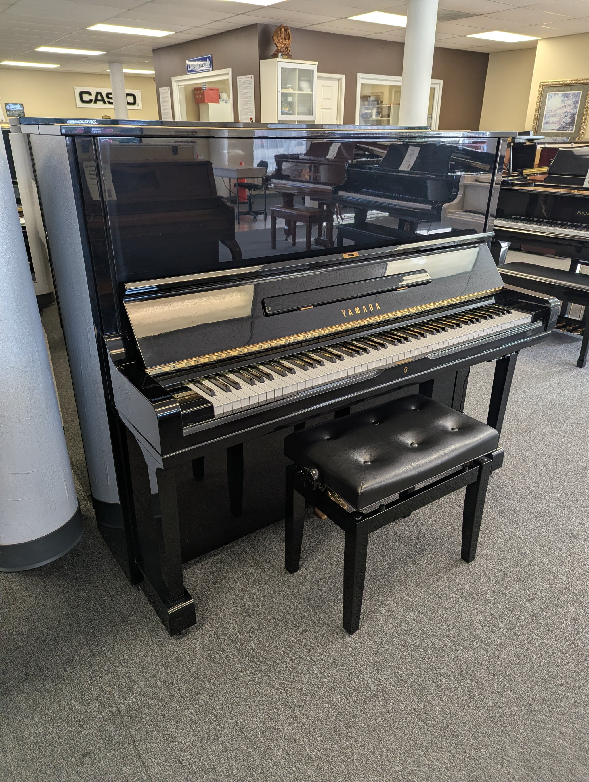 Yamaha U3 W/ Silent System (52")