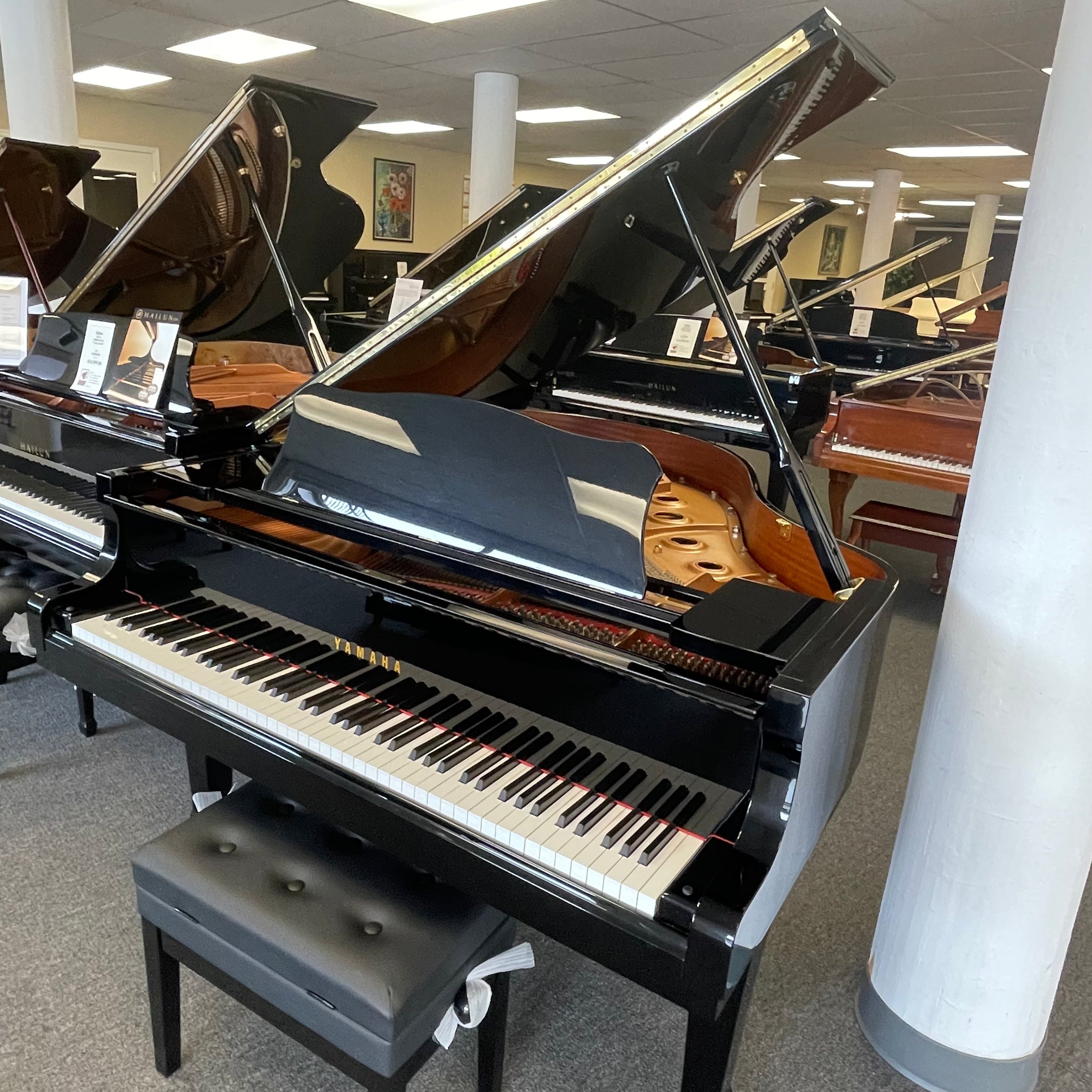 Yamaha c1 grand online piano price